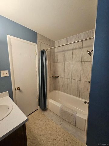1096 Fraser Street, Aurora, CO 80011