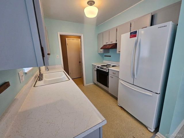 1096 Fraser Street, Aurora, CO 80011