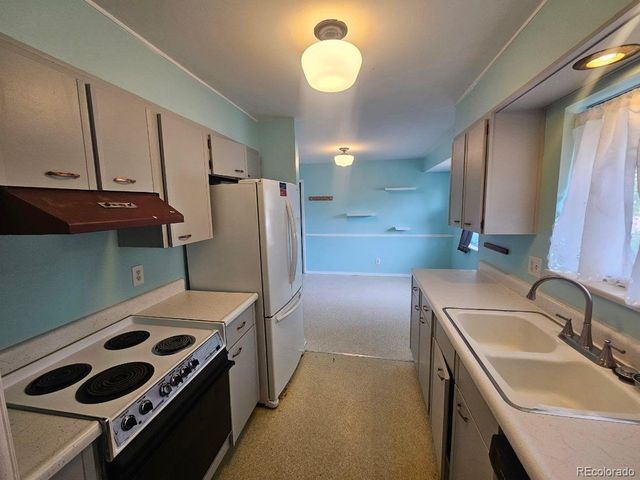 1096 Fraser Street, Aurora, CO 80011