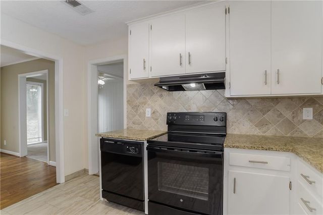 12406 Cherry Street, Kansas City, MO 64145