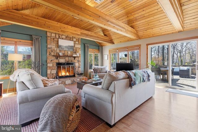 2348 HUCKLEBERRY RD, Manchester Township, NJ 08759