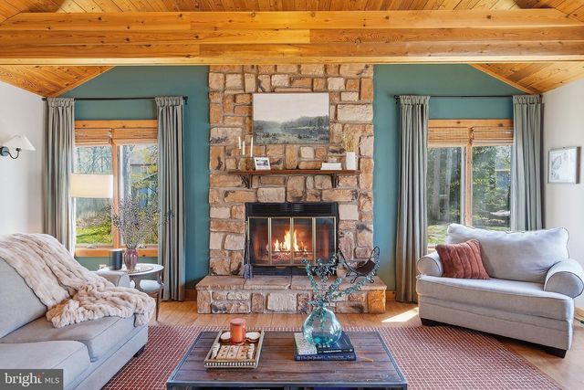 2348 HUCKLEBERRY RD, Manchester Township, NJ 08759