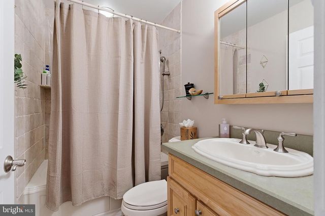 2348 HUCKLEBERRY RD, Manchester Township, NJ 08759