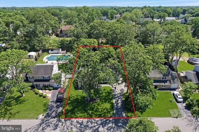 2348 HUCKLEBERRY RD, Manchester Township, NJ 08759