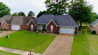 7741 Meadow Ridge Lane Lane, Olive Branch, MS 38654
