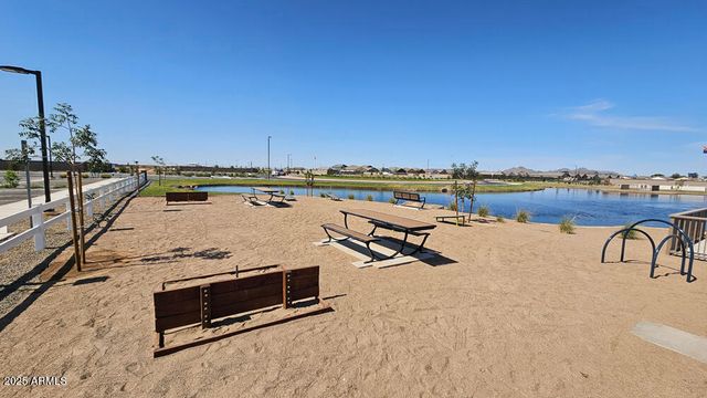 32057 N LONE RANCHER Way, San Tan Valley, AZ 85140