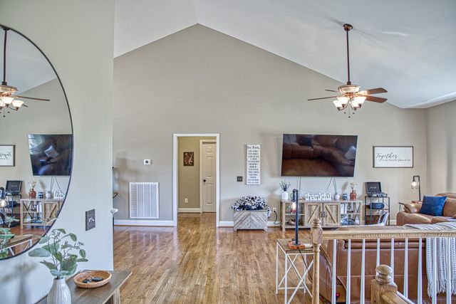 1964 Clemmons Rd, Cookeville, TN 38501
