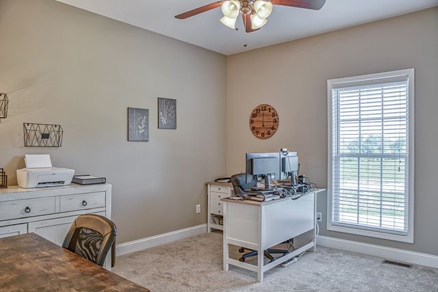 1964 Clemmons Rd, Cookeville, TN 38501