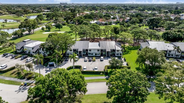 12926 Briarlake Drive 201, Palm Beach Gardens, FL 33418