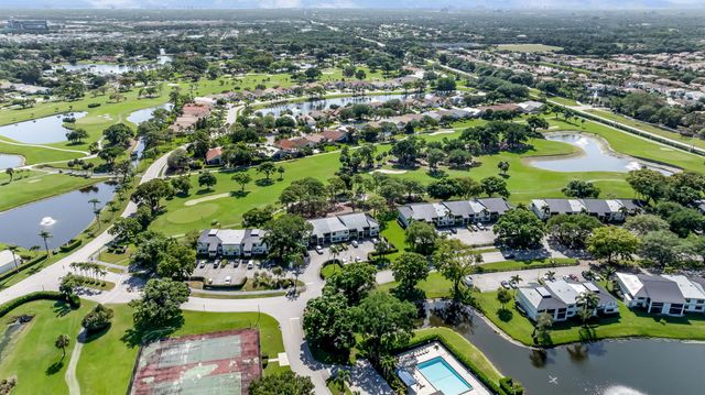 12926 Briarlake Drive 201, Palm Beach Gardens, FL 33418