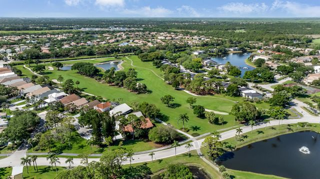 12926 Briarlake Drive 201, Palm Beach Gardens, FL 33418