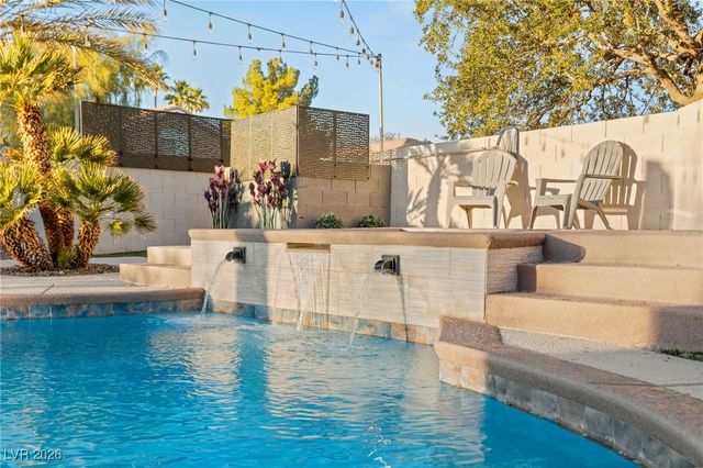 2040 Shadow Brook Way, Henderson, NV 89074