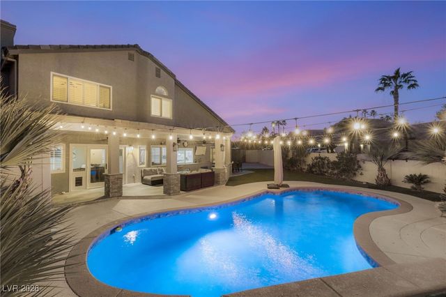 2040 Shadow Brook Way, Henderson, NV 89074