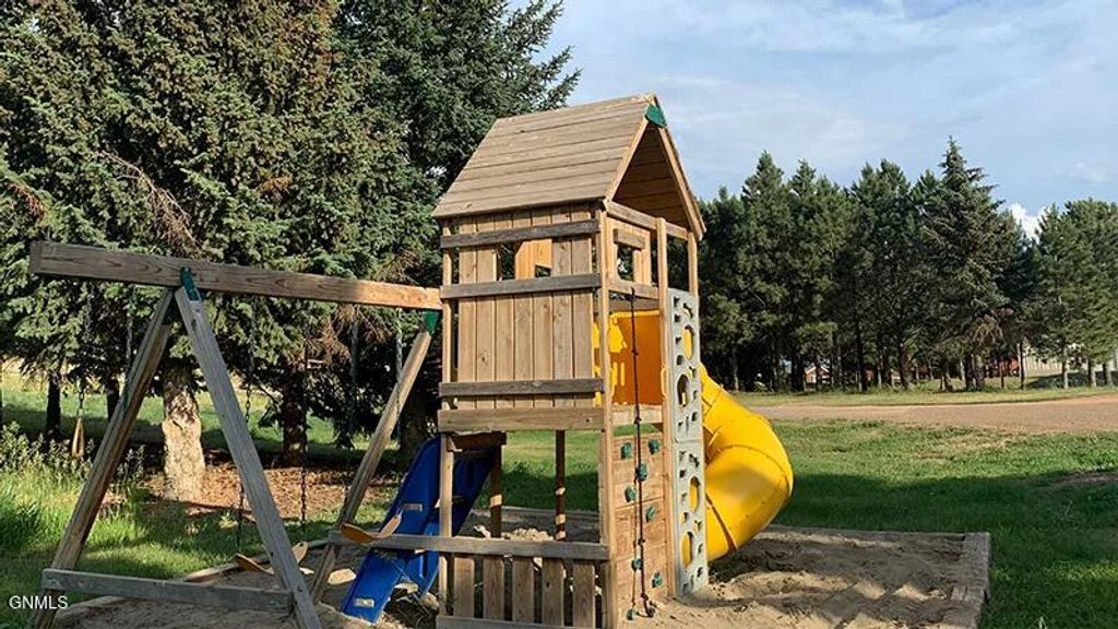 2261 85 Highway N, Watford City, ND 58854 photo 22