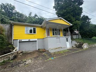 61 Laipple Street, Bridgeport, OH 43912