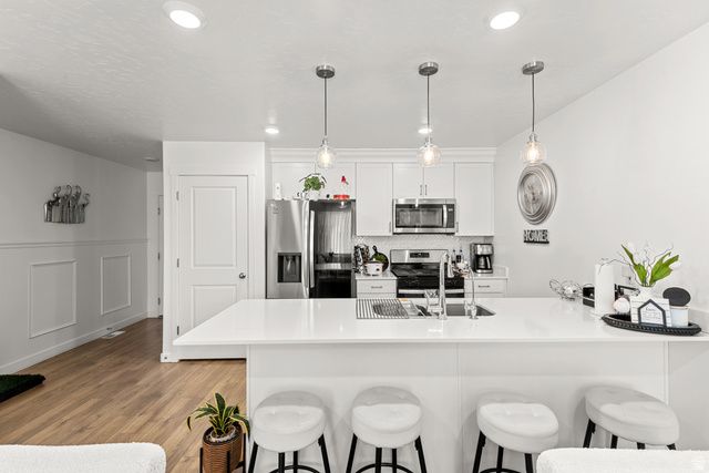 3883 S SEDIMENT DR, Magna, UT 84044