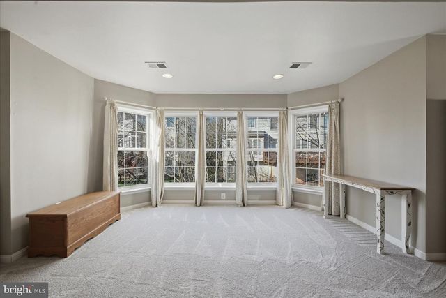 12967 HIGHLAND OAKS CT, Fairfax, VA 22033