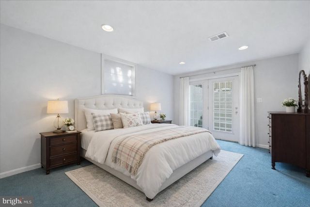 12967 HIGHLAND OAKS CT, Fairfax, VA 22033