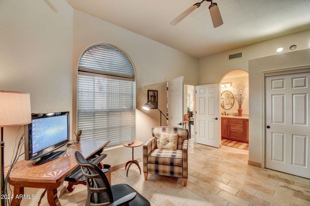 8870 E Greenview Drive, Gold Canyon, AZ 85118