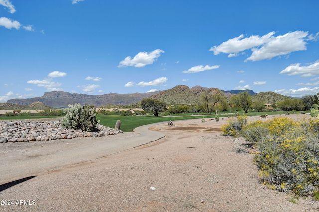 8870 E Greenview Drive, Gold Canyon, AZ 85118
