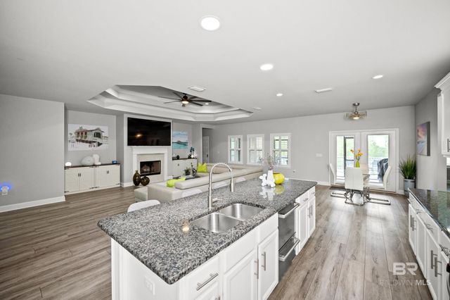 13123 Kaieteur Falls Avenue, Fairhope, AL 36532