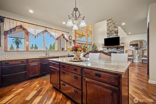 8008 My Way, Sedro Woolley, WA 98284