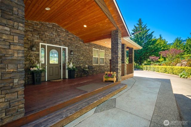 8008 My Way, Sedro Woolley, WA 98284
