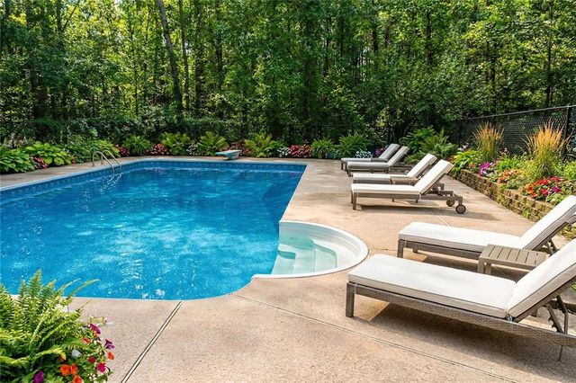 5478 Flakes Mill Road, Ellenwood, GA 30294