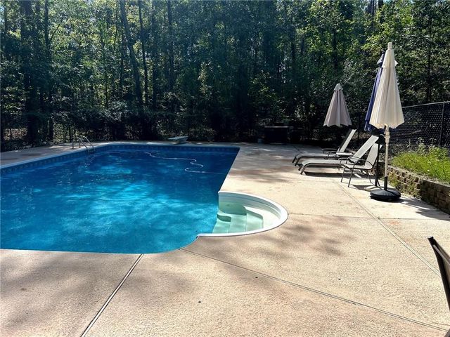 5478 Flakes Mill Road, Ellenwood, GA 30294