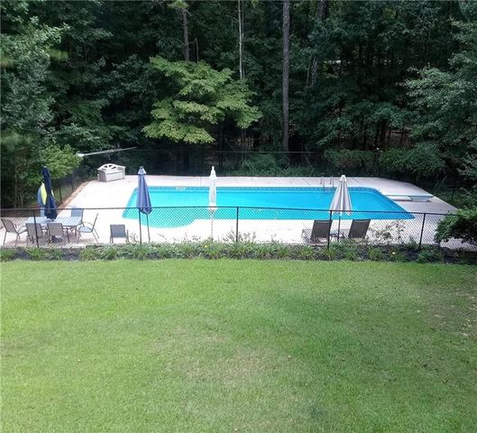 5478 Flakes Mill Road, Ellenwood, GA 30294