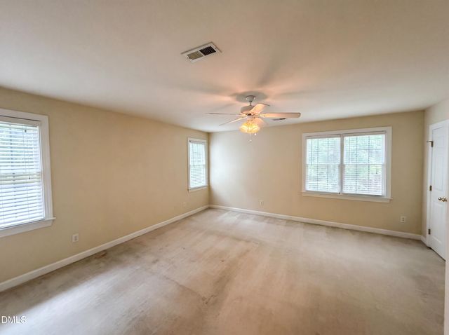 7301 Lakefall Drive, Wake Forest, NC 27587