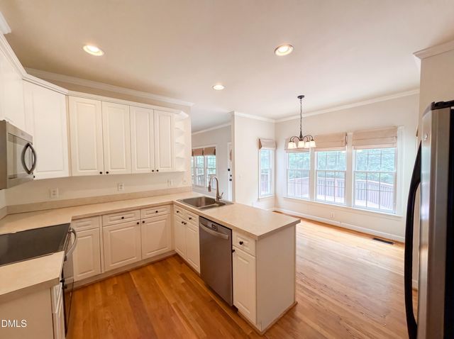 7301 Lakefall Drive, Wake Forest, NC 27587