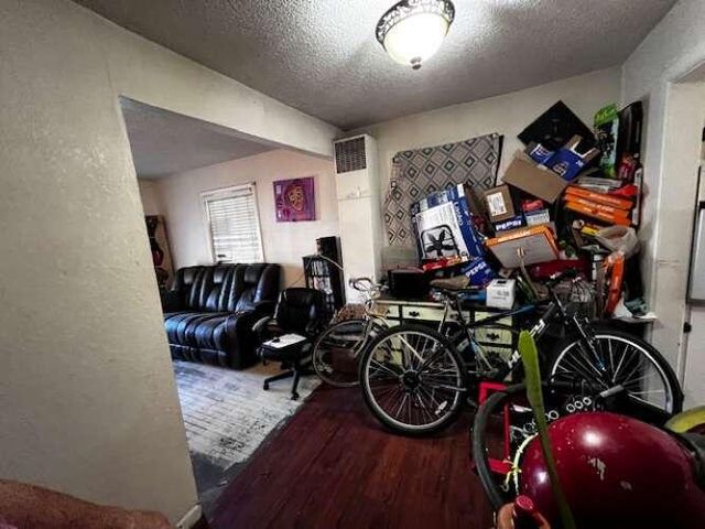 3964 Clinton Avenue, Klamath Falls, OR 97603