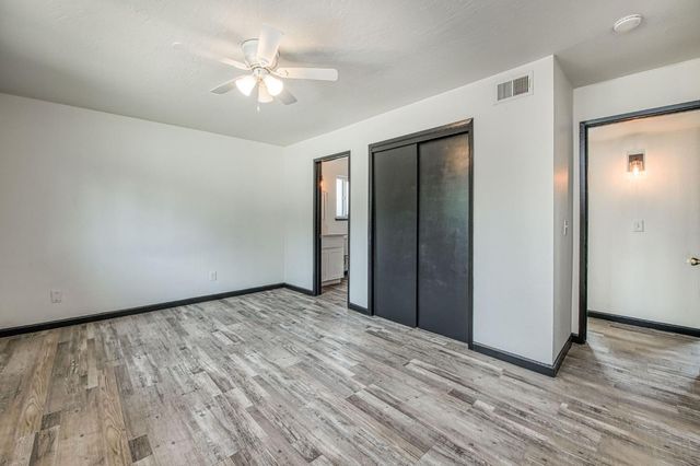 1545 Sunnyside Avenue, Clovis, CA 93611