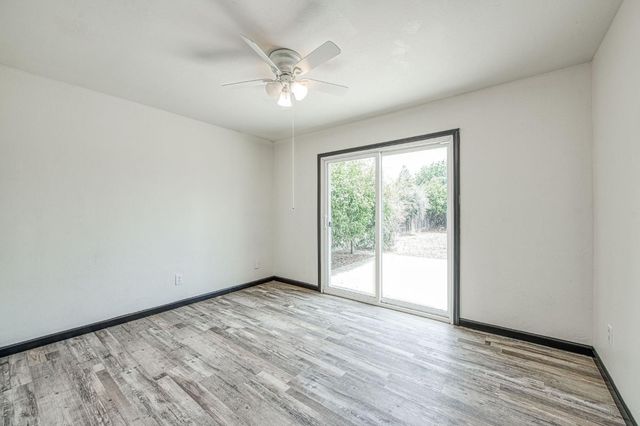 1545 Sunnyside Avenue, Clovis, CA 93611