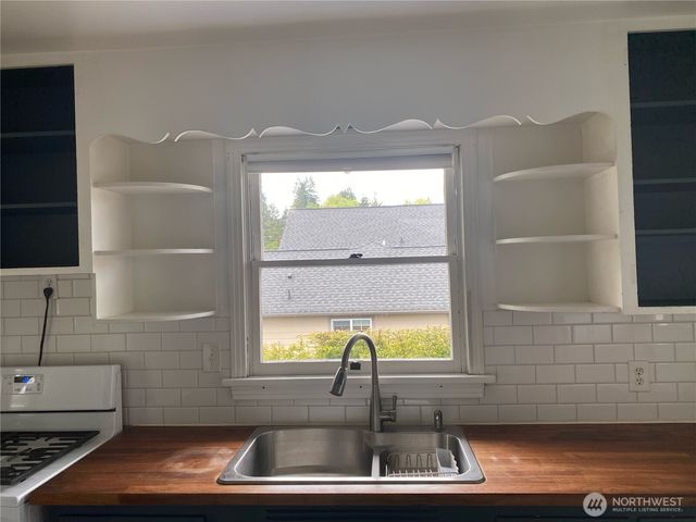 3615 Rosedale Street NW, Gig Harbor, WA 98332