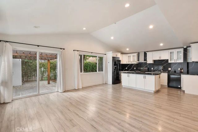 18646 Ingomar, Reseda, CA 91335
