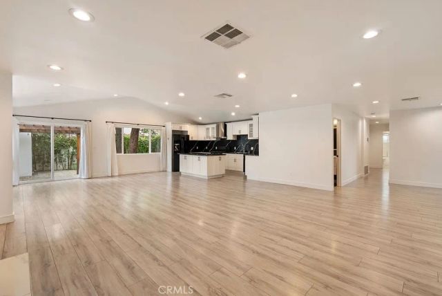 18646 Ingomar, Reseda, CA 91335