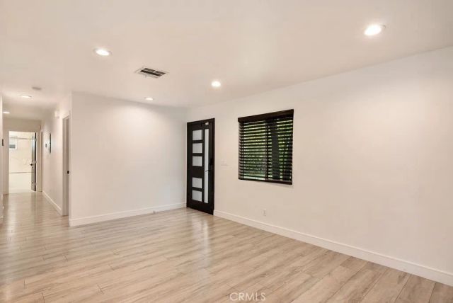18646 Ingomar, Reseda, CA 91335