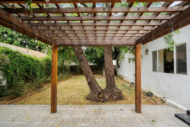 18646 Ingomar, Reseda, CA 91335