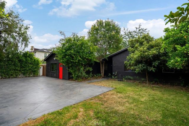 18646 Ingomar, Reseda, CA 91335