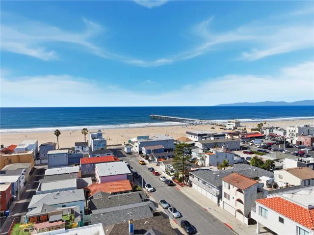 50 10th Street, Hermosa Beach, CA 90254