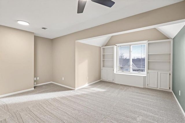 2704 NW Bent Tree Circle, Lee's Summit, MO 64081