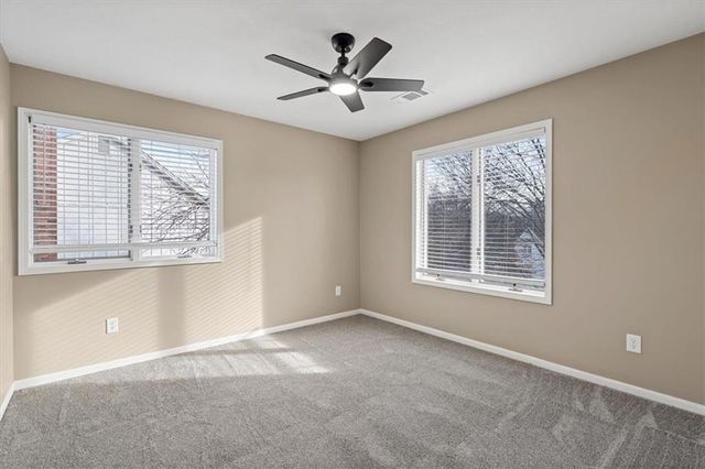 2704 NW Bent Tree Circle, Lee's Summit, MO 64081