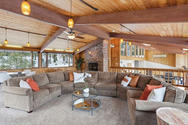 1090 North Road, Carlisle, MA 01741