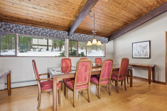 1090 North Road, Carlisle, MA 01741