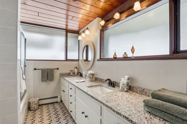 1090 North Road, Carlisle, MA 01741