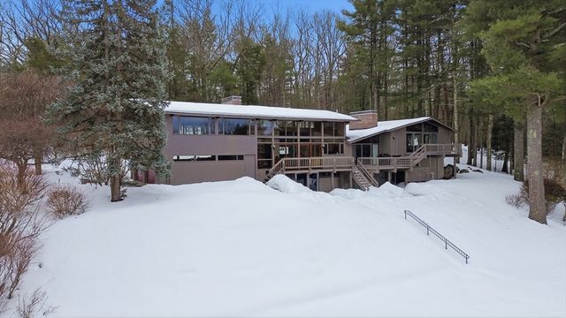 1090 North Road, Carlisle, MA 01741