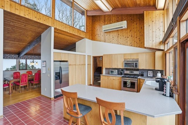 1090 North Road, Carlisle, MA 01741