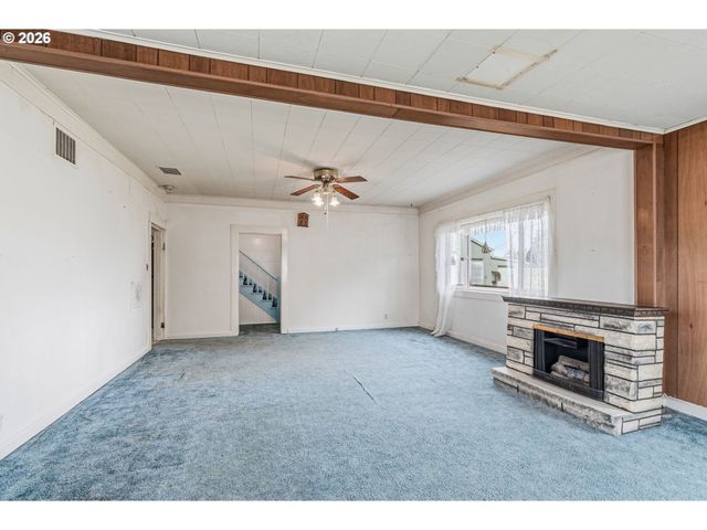77 S WELCOME SLOUGH Rd, Cathlamet, WA 98612